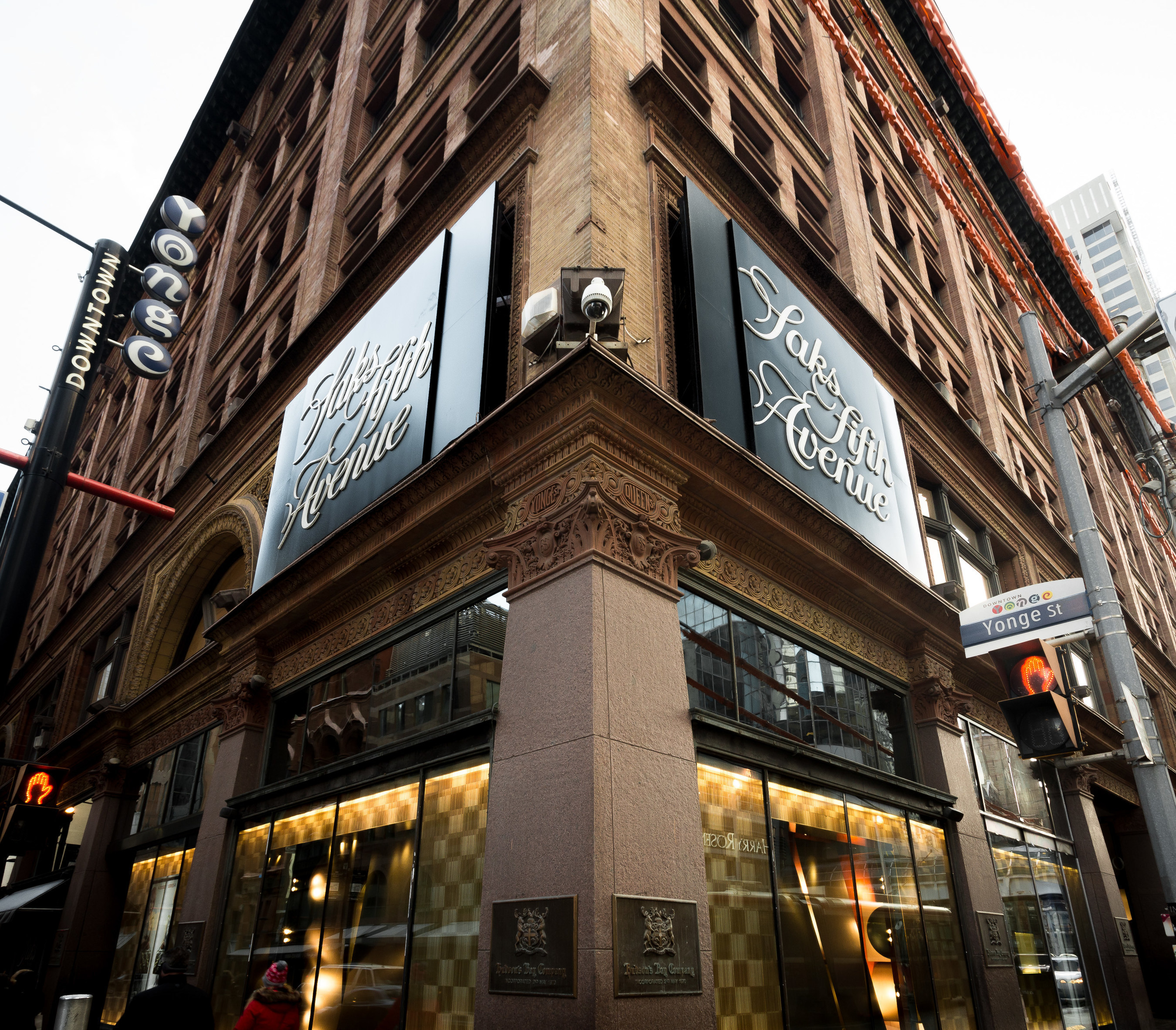 Louis Vuitton New York Saks Fifth Ave Store in New York, United