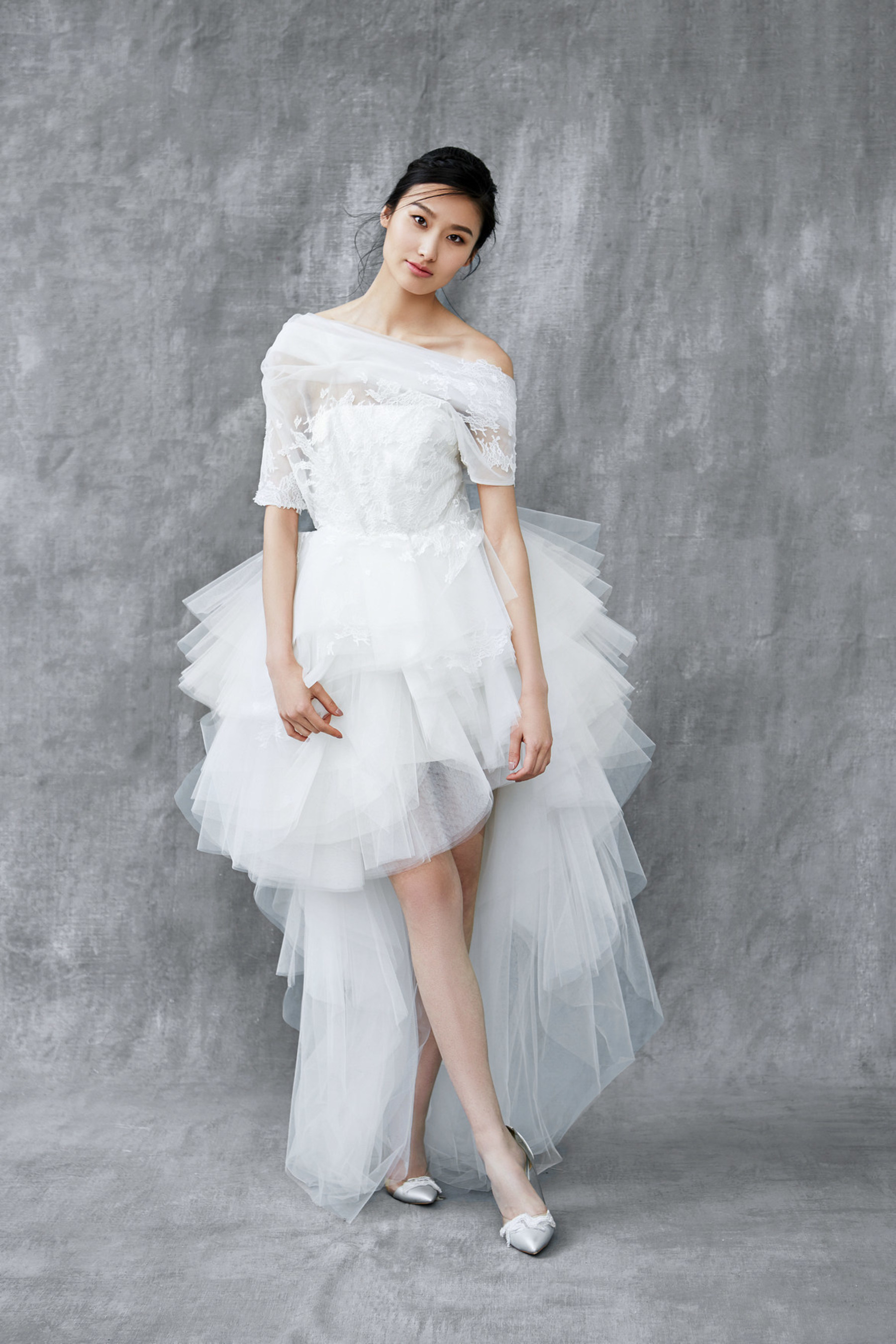 LANYU Presents Dream Collection at New York International Bridal Week ...