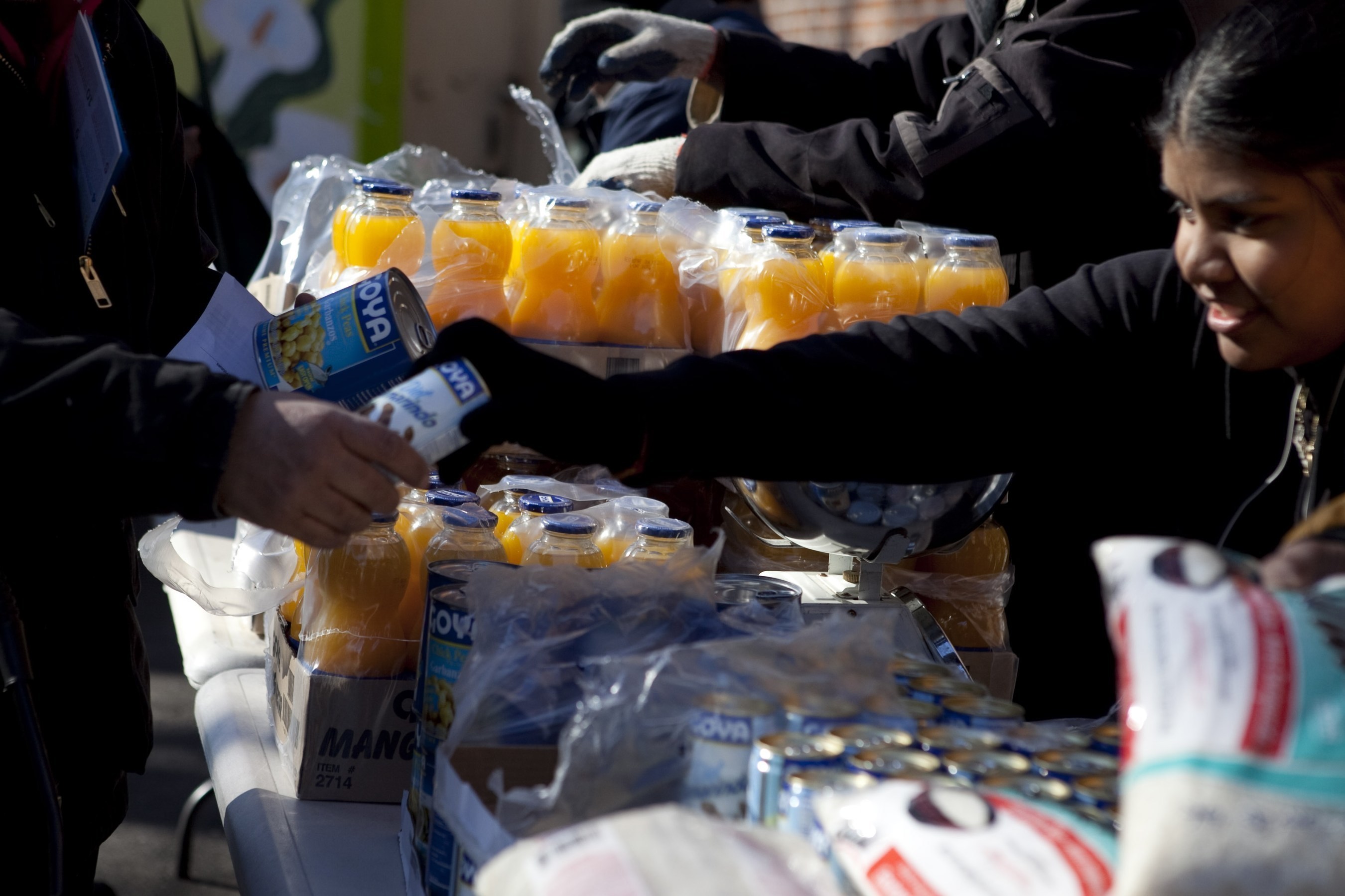 Goya Foods dona 30,000 libras de alimentos a victimas del terremoto en el Ecuador