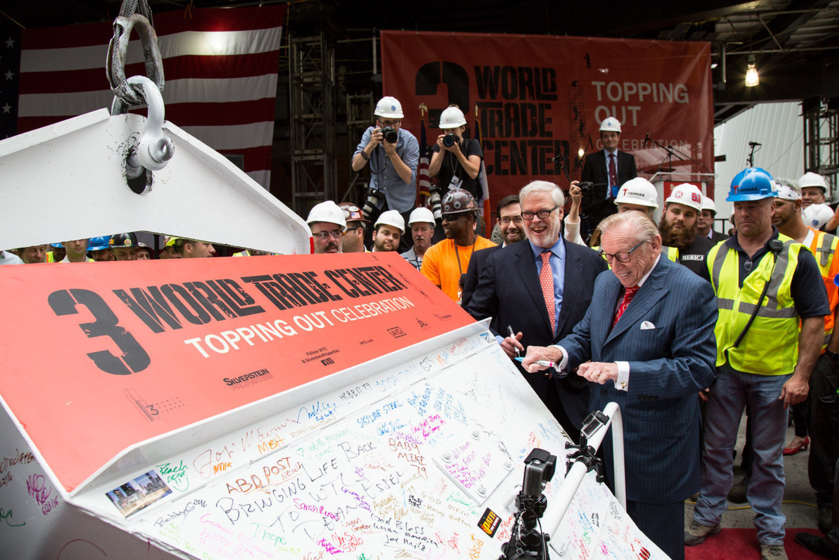 Silverstein Properties Chairman Larry A. Silverstein (right) and Port Authority of New York & New Jersey Executive Director Pat Foye at topping out ceremony for 3 World Trade Center