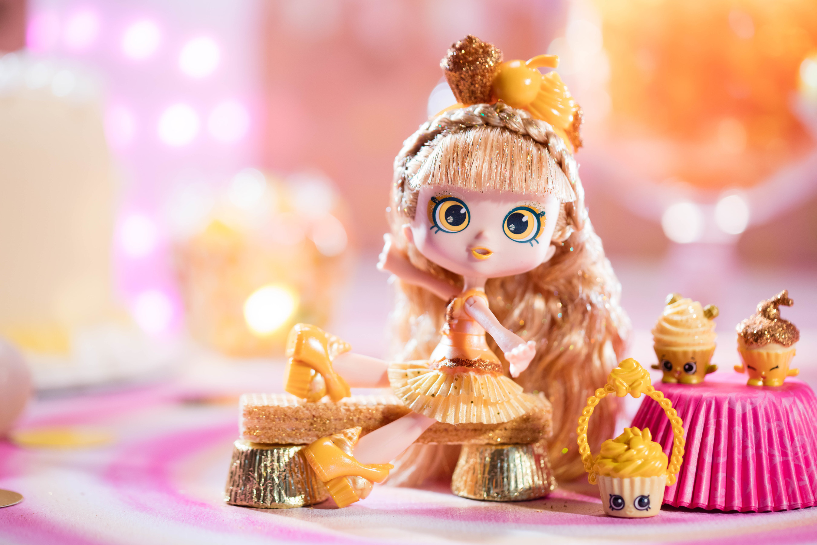 Moose Toys, creators of the Shopkins collectible craze, makes its first-ever appearance at San Diego Comic-Con with the debut of Jessicake Limited Edition Golden Cupcake, the most rare doll to join the popular Shoppies line.