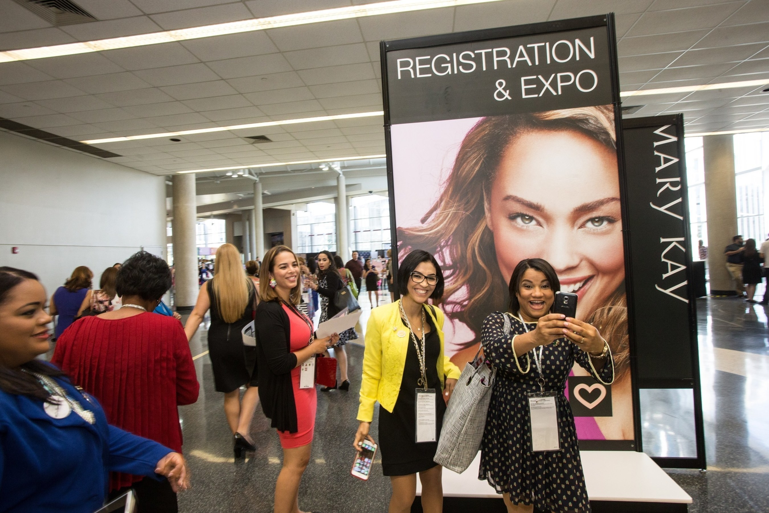 Modern, Mobile + Connected Changing Face Of Mary Kay Convenes For U.S