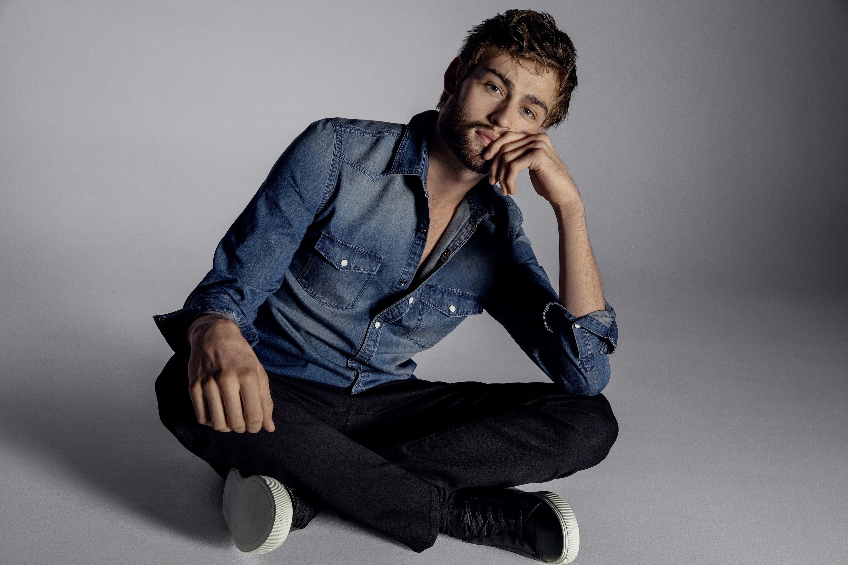 #ExpressLife by Douglas Booth