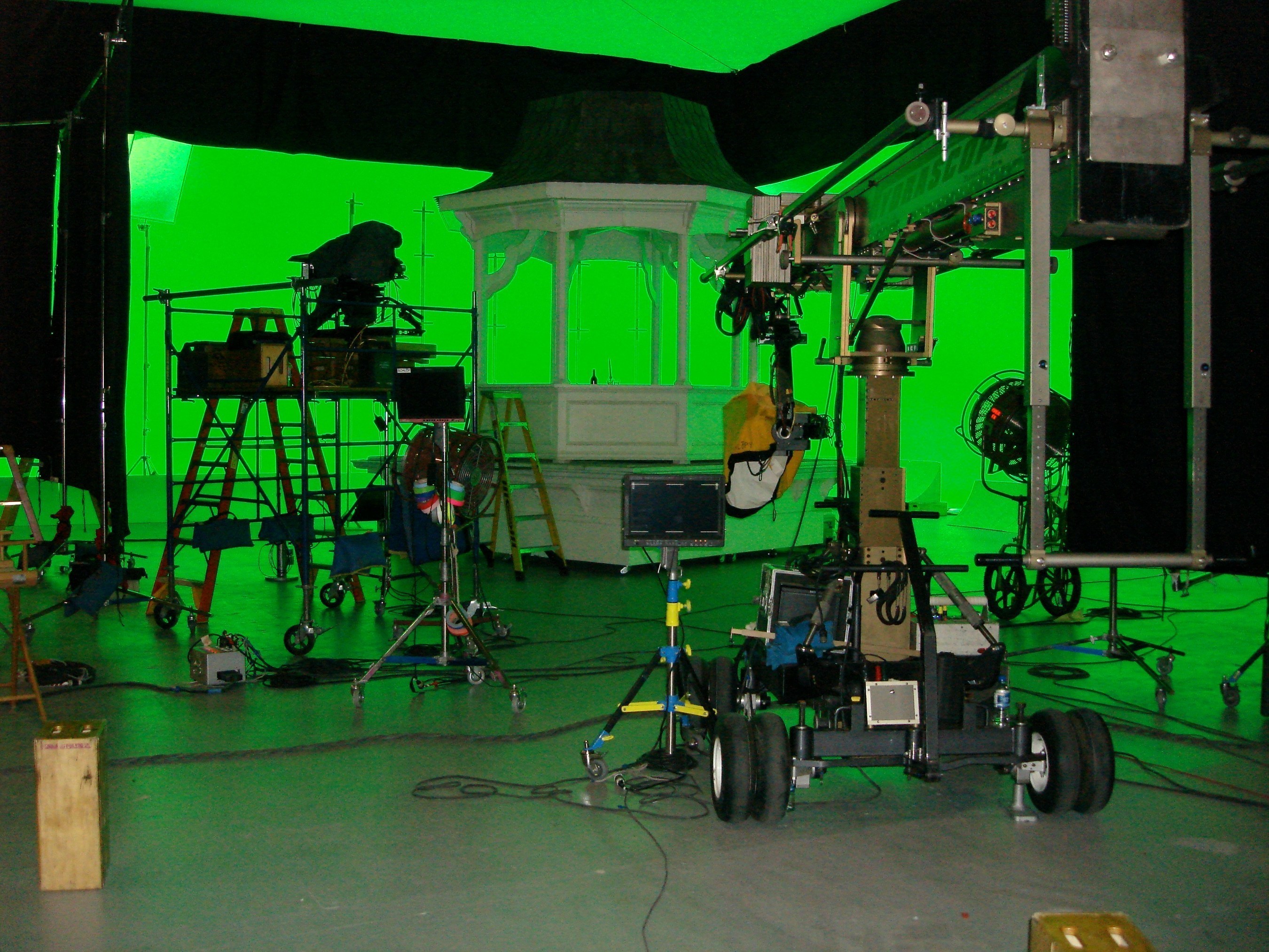 Santa Fe University of Art & Design's Garson Studios' Stage A has the largest permanent green screen in the state of New Mexico and students from the Film School have the unique opportunity to intern on professional productions on all three soundstages alongside Hollywood professionals.