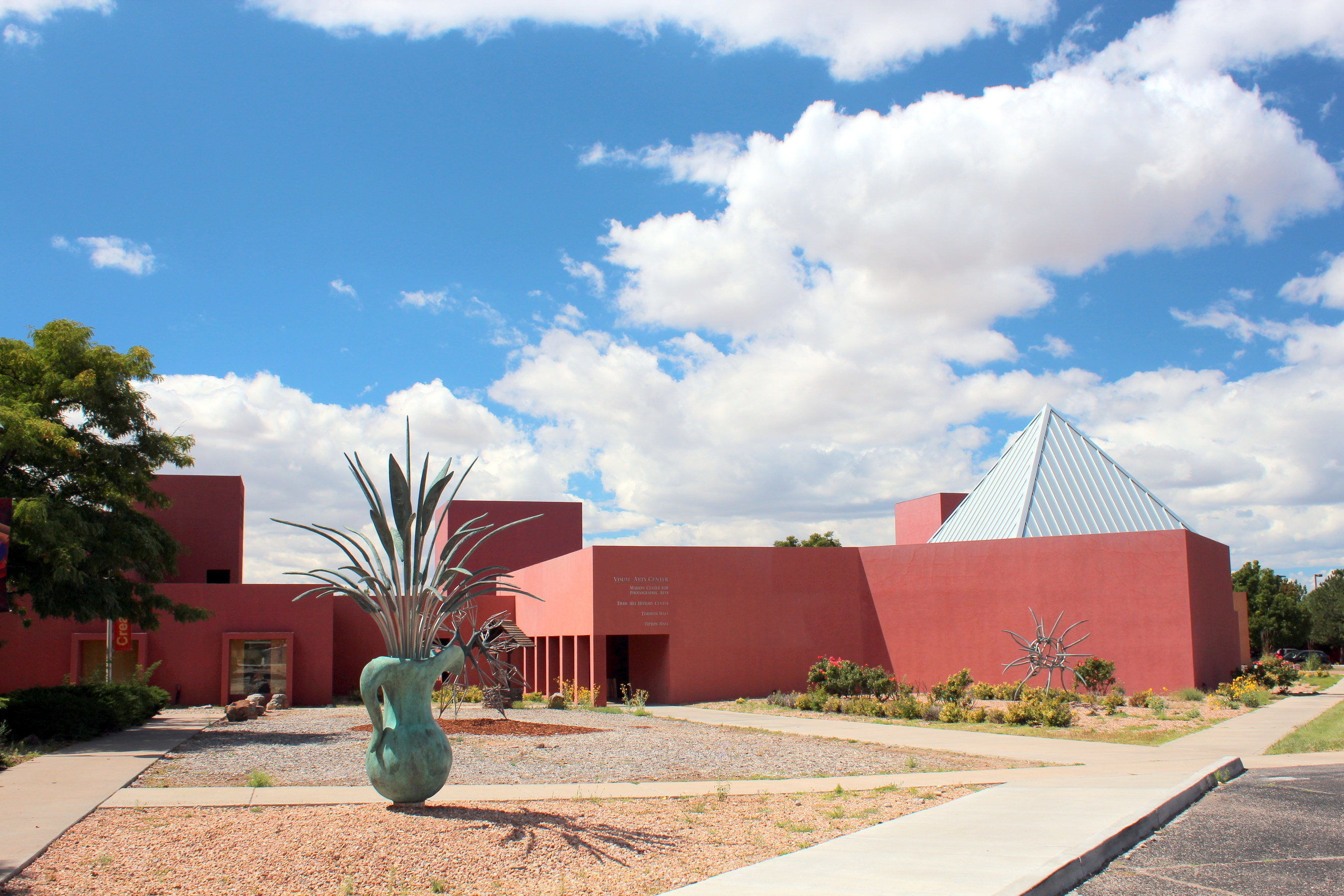 Variety Magazine named Santa Fe University of Art & Design as a Top Entertainment School on the Move, recognizing the University for its innovative and cutting-edge programs that offer competitive, top-notch education in all aspects of film, production, theater and media.