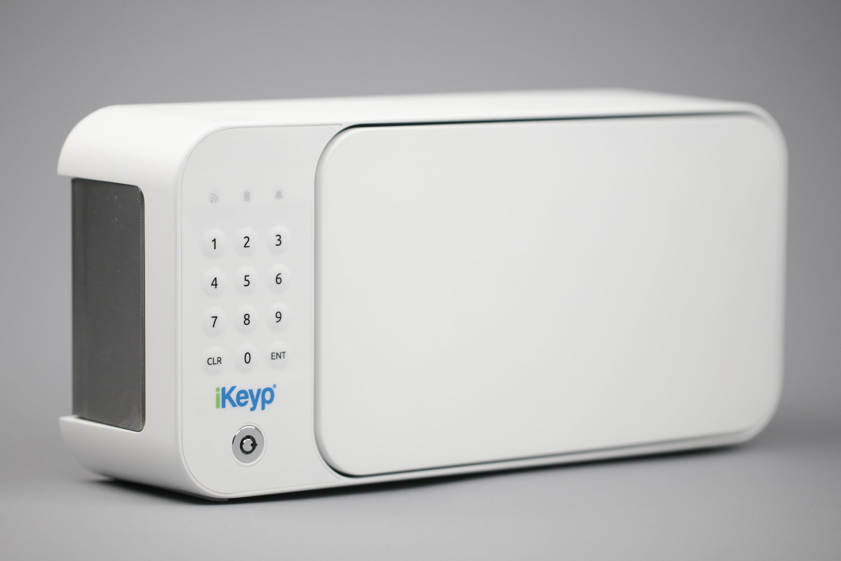Designed to disrupt the cycle of prescription drug theft and abuse, the iKeyp will launch this fall on Indiegogo as the first Internet of Things integrated personal safe.