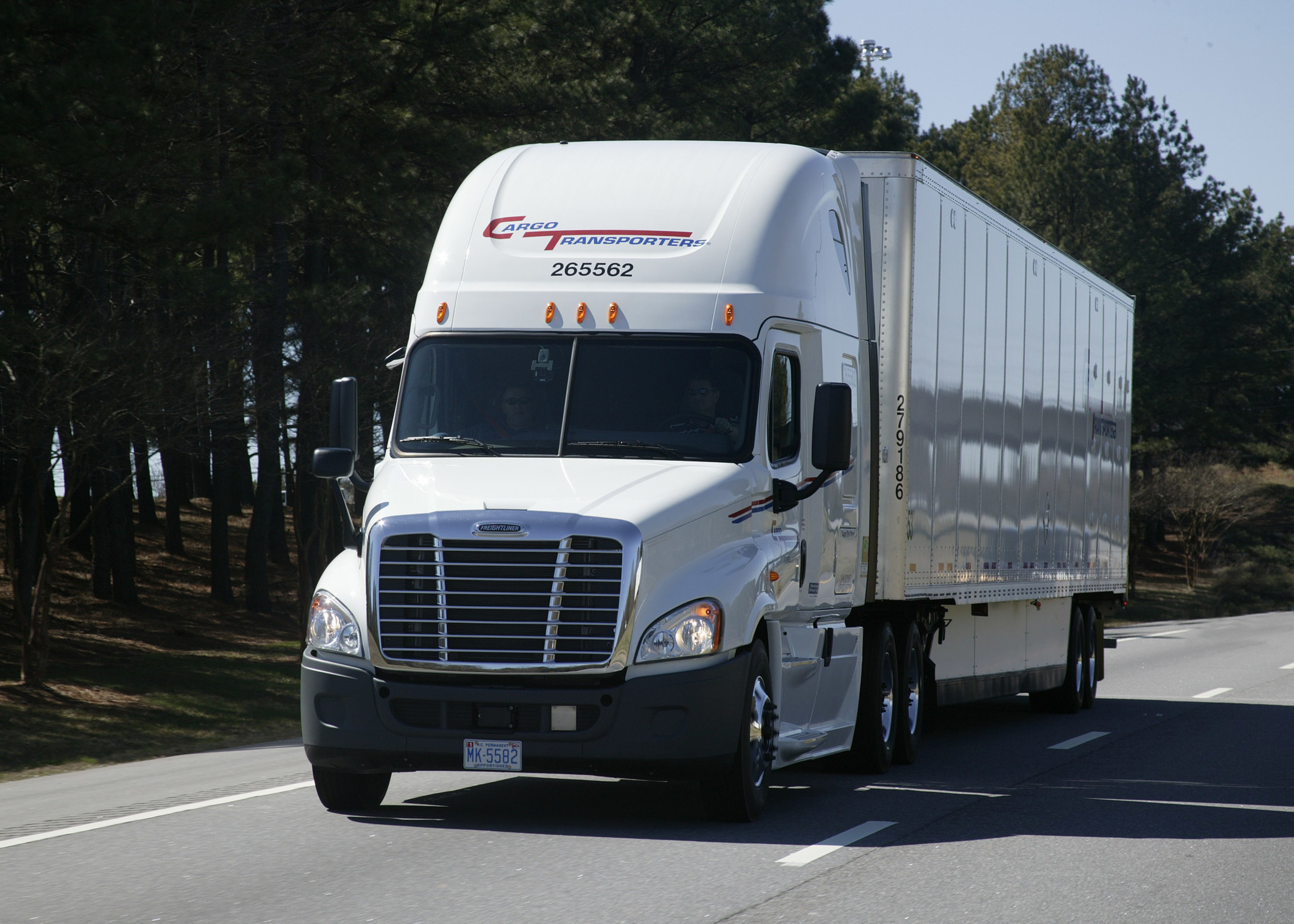 Cargo Transporters EPA Smartway Certified Vehicle