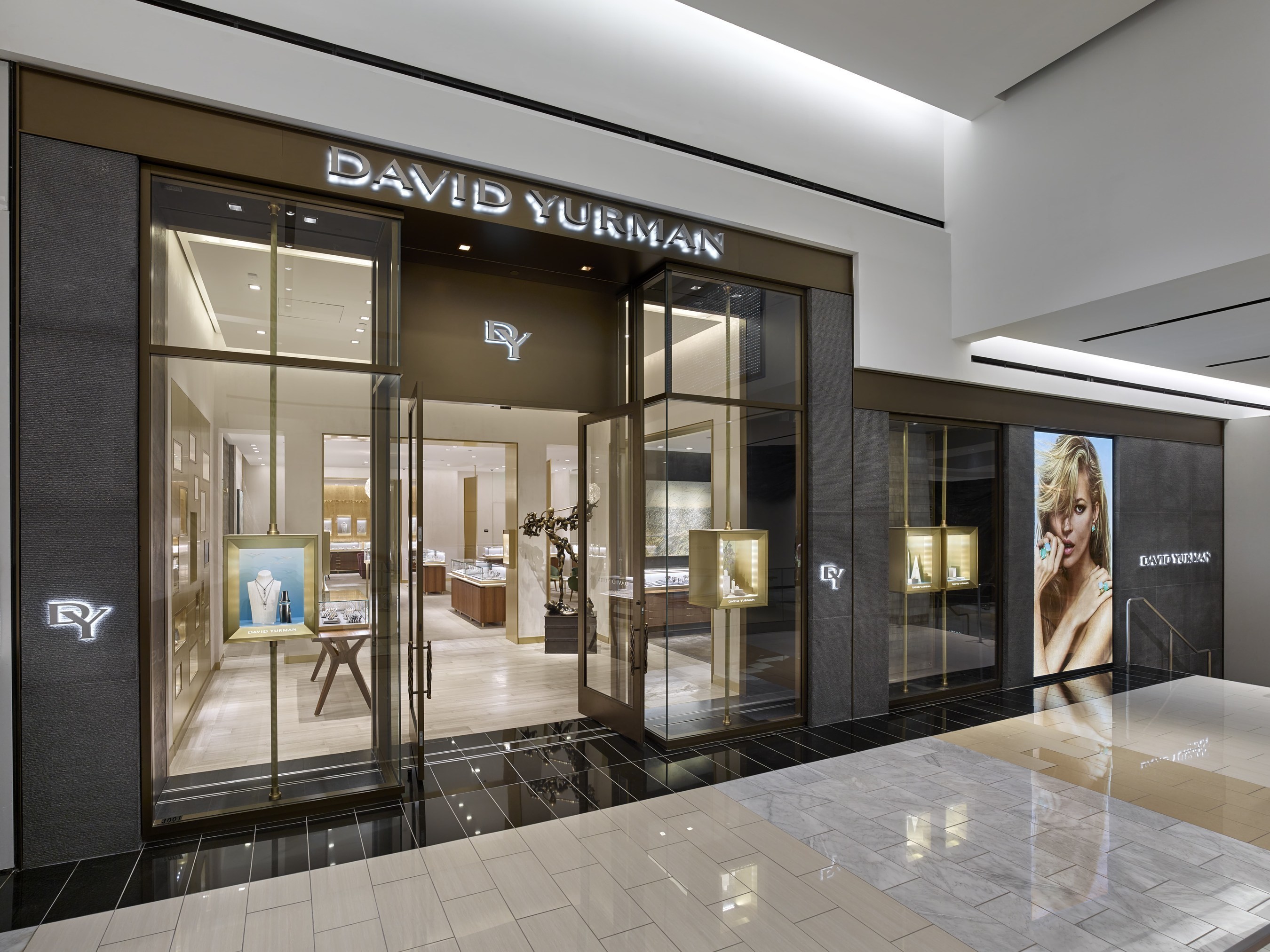 David Yurman Boutique Exterior at King of Prussia Mall in King of Prussia, PA (Courtesy of Jeffrey Totaro)