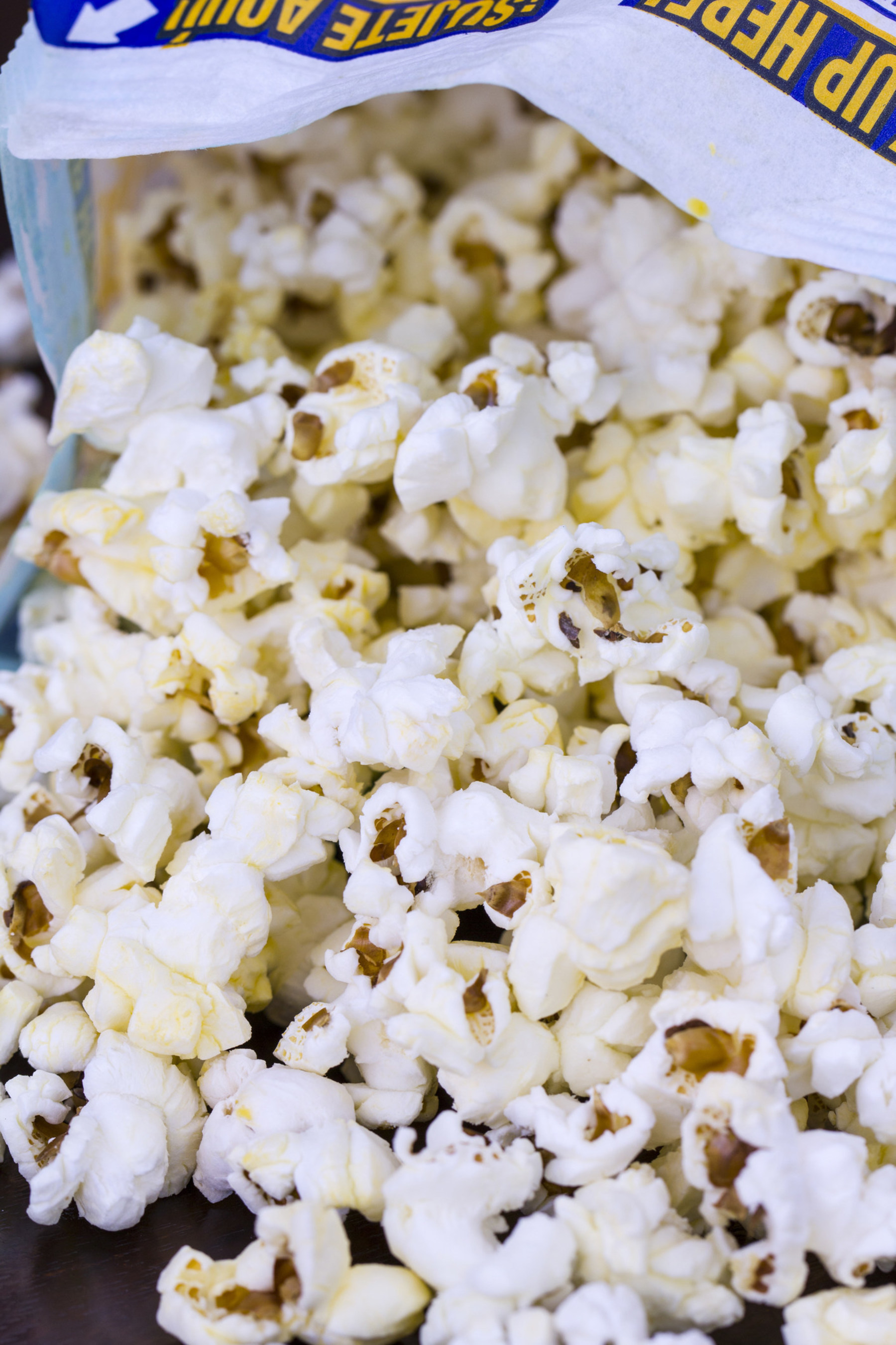 Verso Offers Microwave Popcorn Bag Producers an Attractive New Option with GlazeArmor(TM) Micro Papers