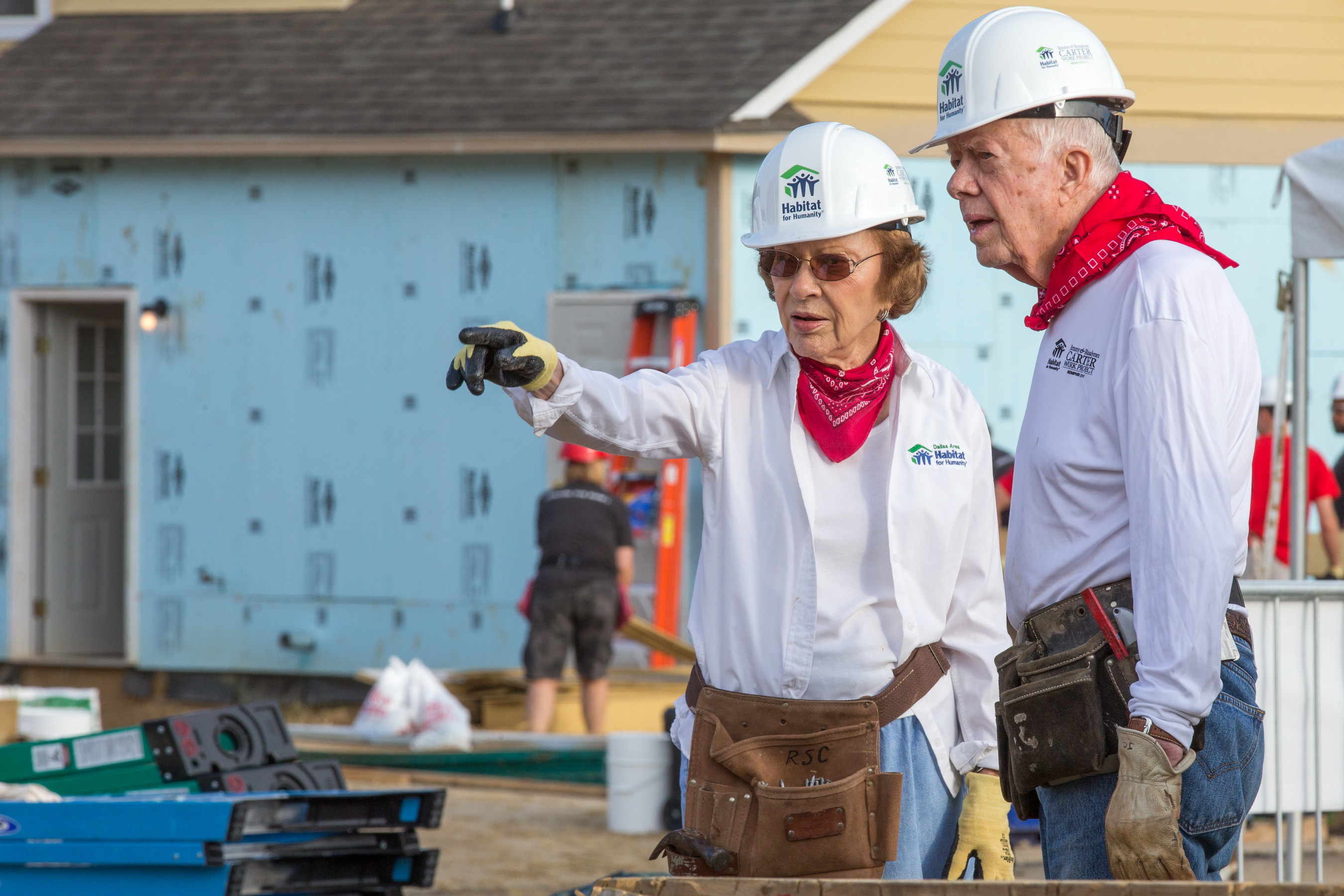 President and Mrs. Jimmy Carter joined hundreds of volunteers in Memphis, Tennessee, to kick off a week of building and repairing homes in partnership with Habitat for Humanity homeowners.