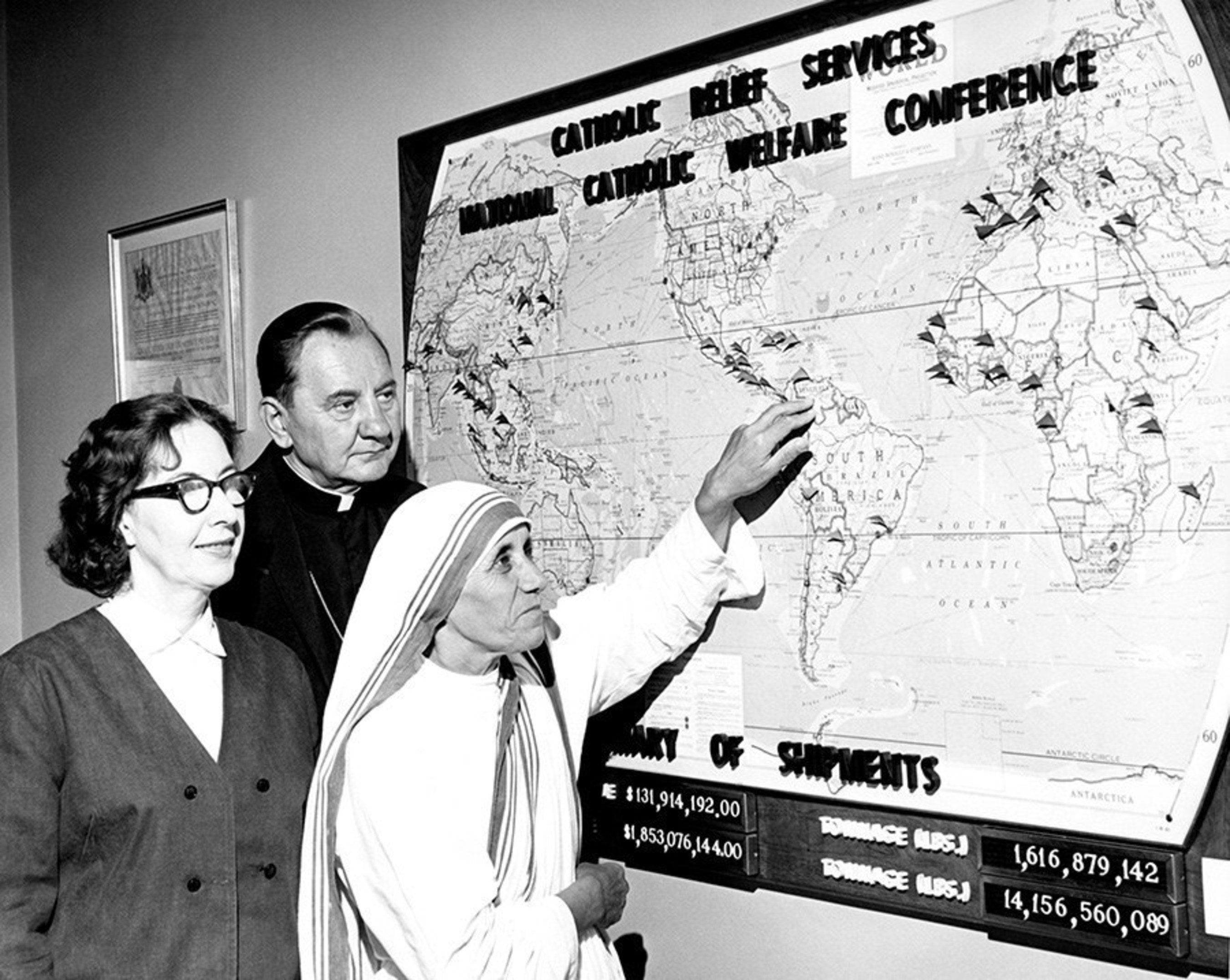 Mother Teresa during her visit to Catholic Relief Services in May 1996, Baltimore, MD. Photo from CRS Archives.