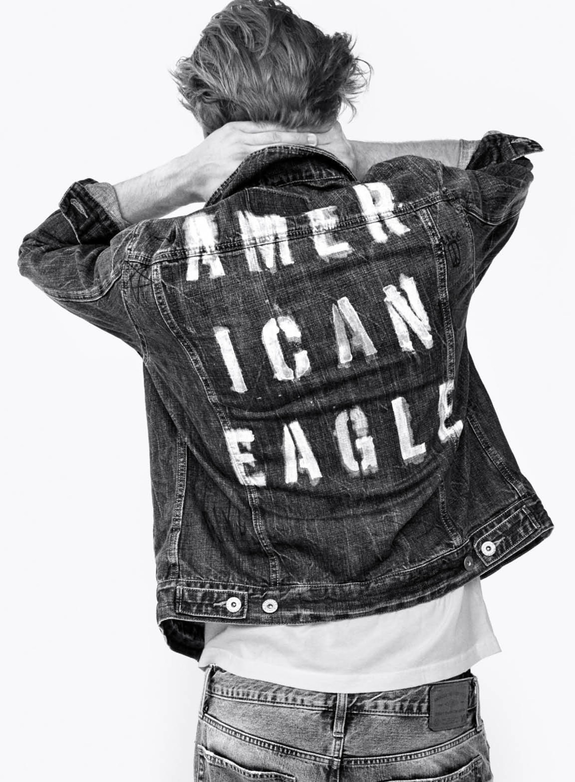 AMERICAN EAGLE OUTFITTERS EMPOWERS YOUNG AMERICA WITH #WeAllCan FALL CAMPAIGN