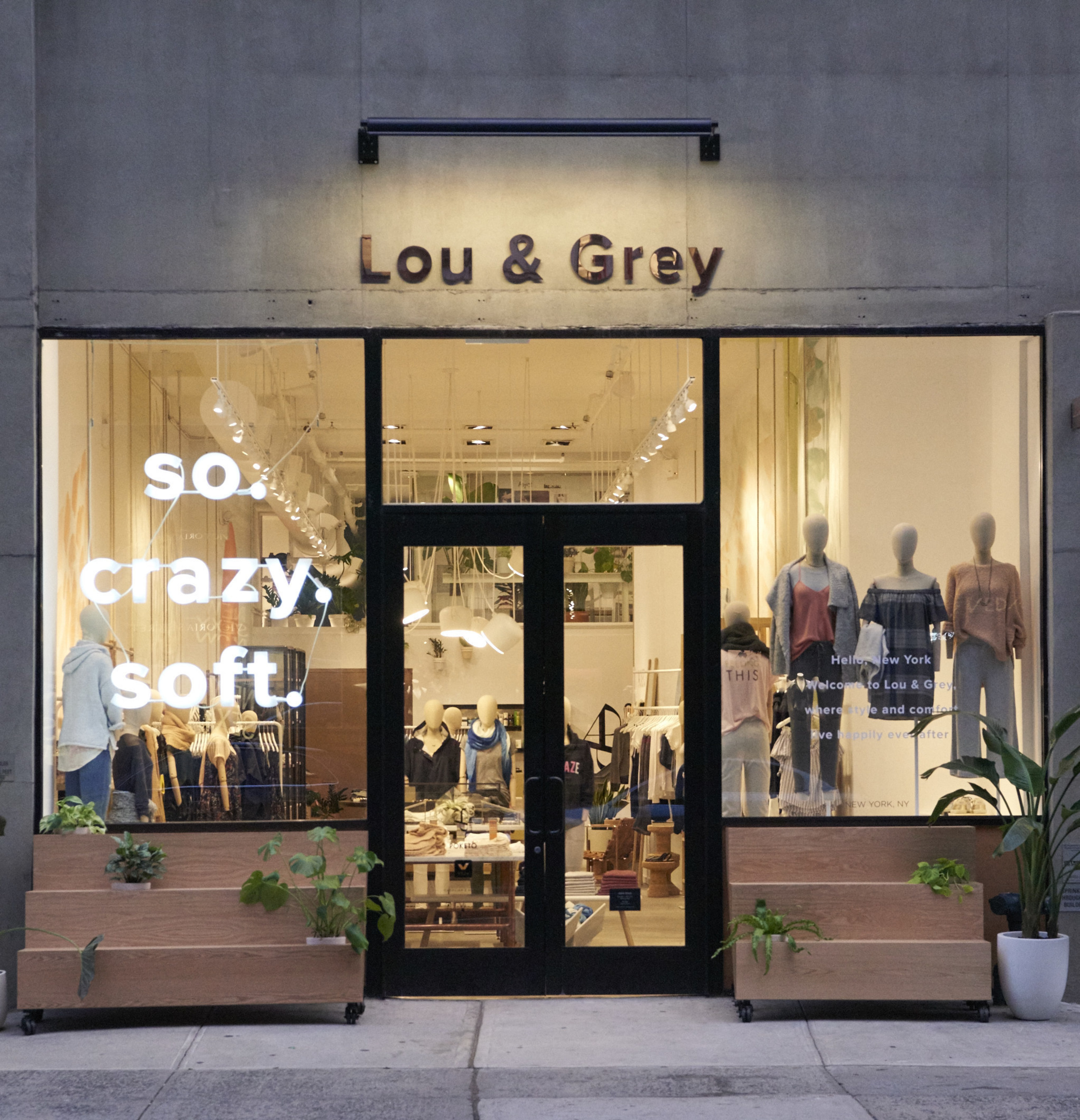 Lou & Grey Flatiron storefront