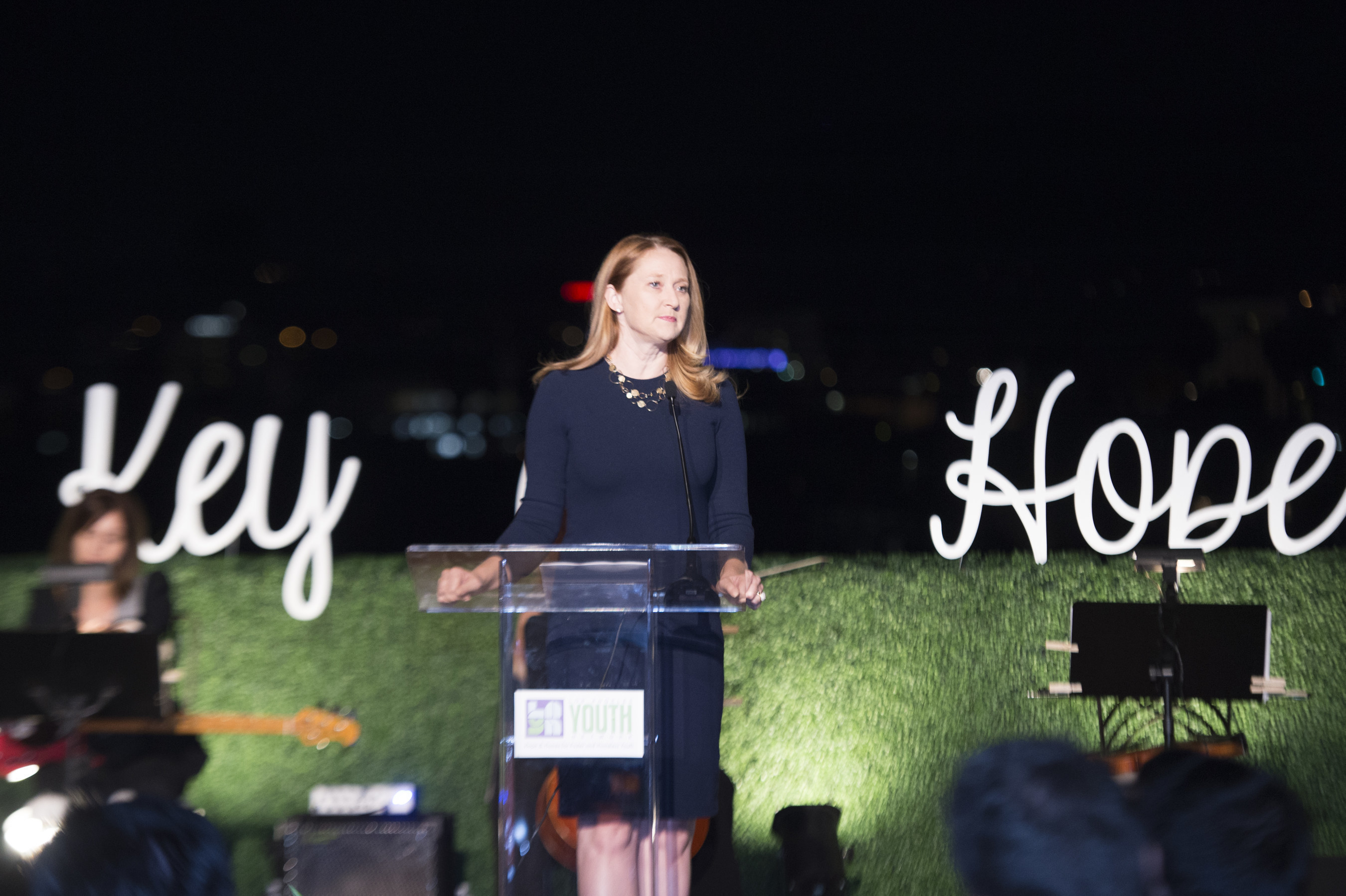 First Lady of Los Angeles, Amy Elaine Wakeland, addresses attendees at the 2016 Key of Hope Gala - Unlocking the Possibilities for Our Homeless and Foster Youth about the importance of organizations like the Los Angeles Youth Network.
