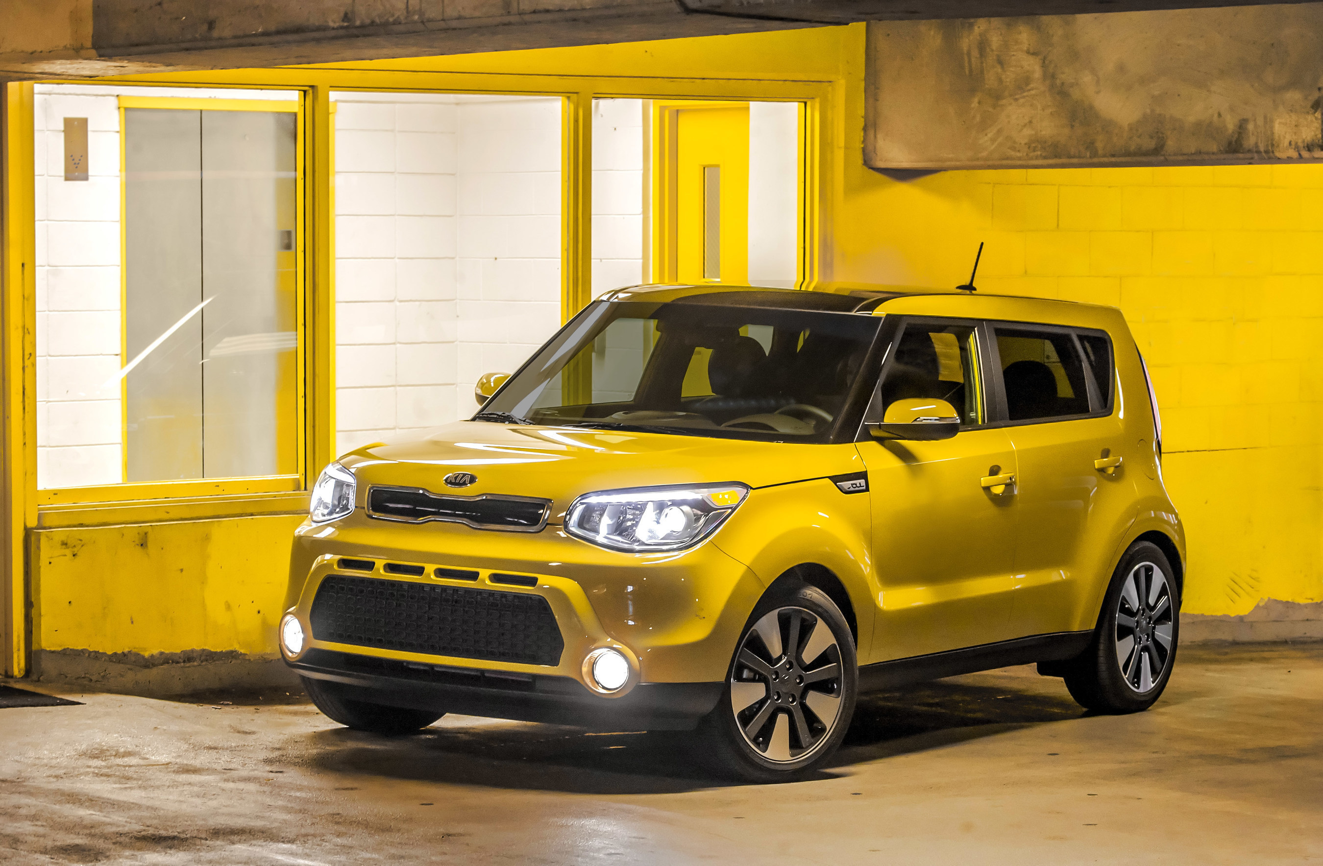 Kia Soul and Cadenza Named Active Lifestyle Vehicle of the Year Award Winners