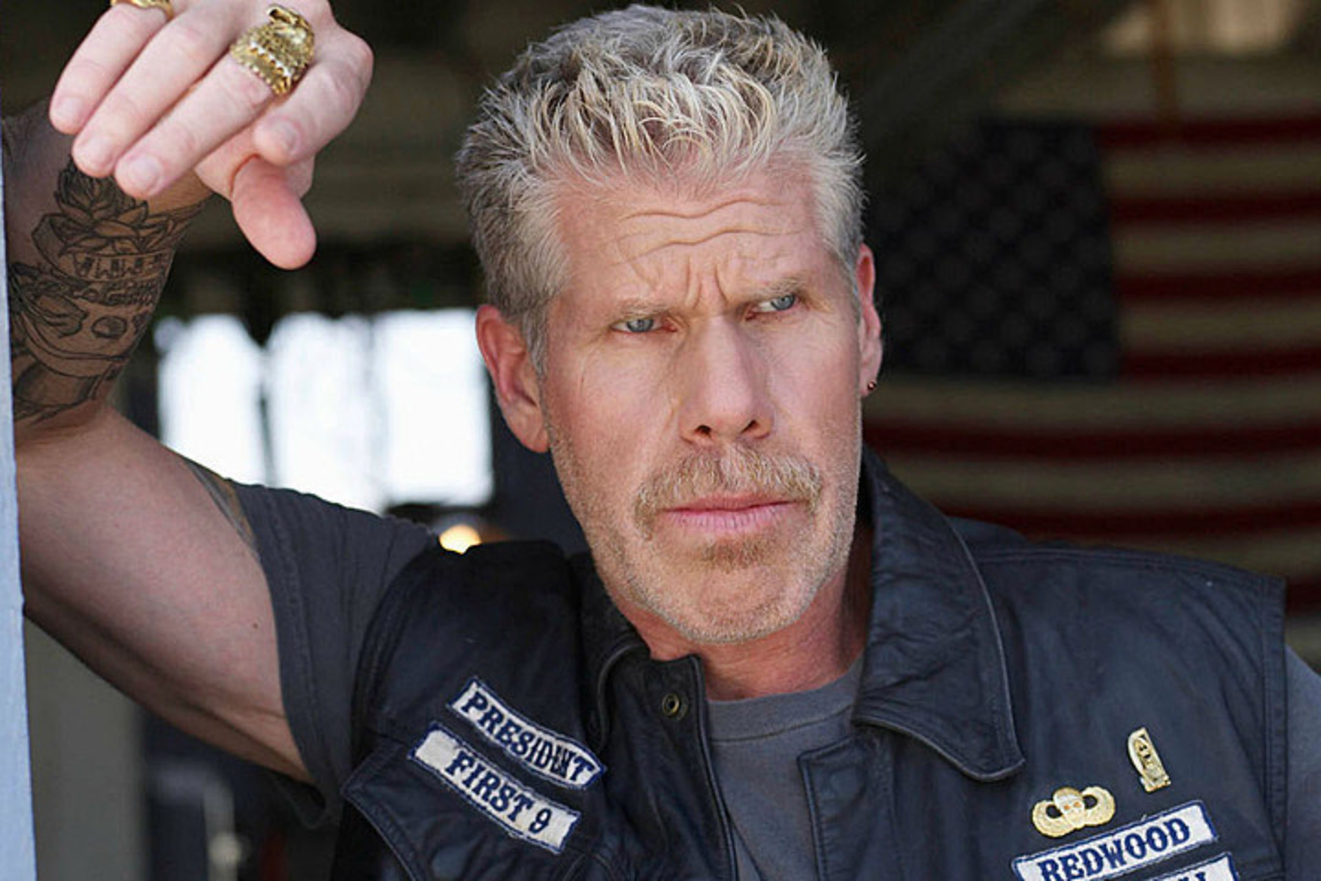 Ron Perlman Sons of Anarchy Star embraces the Carry the Challenge ONE campaign.