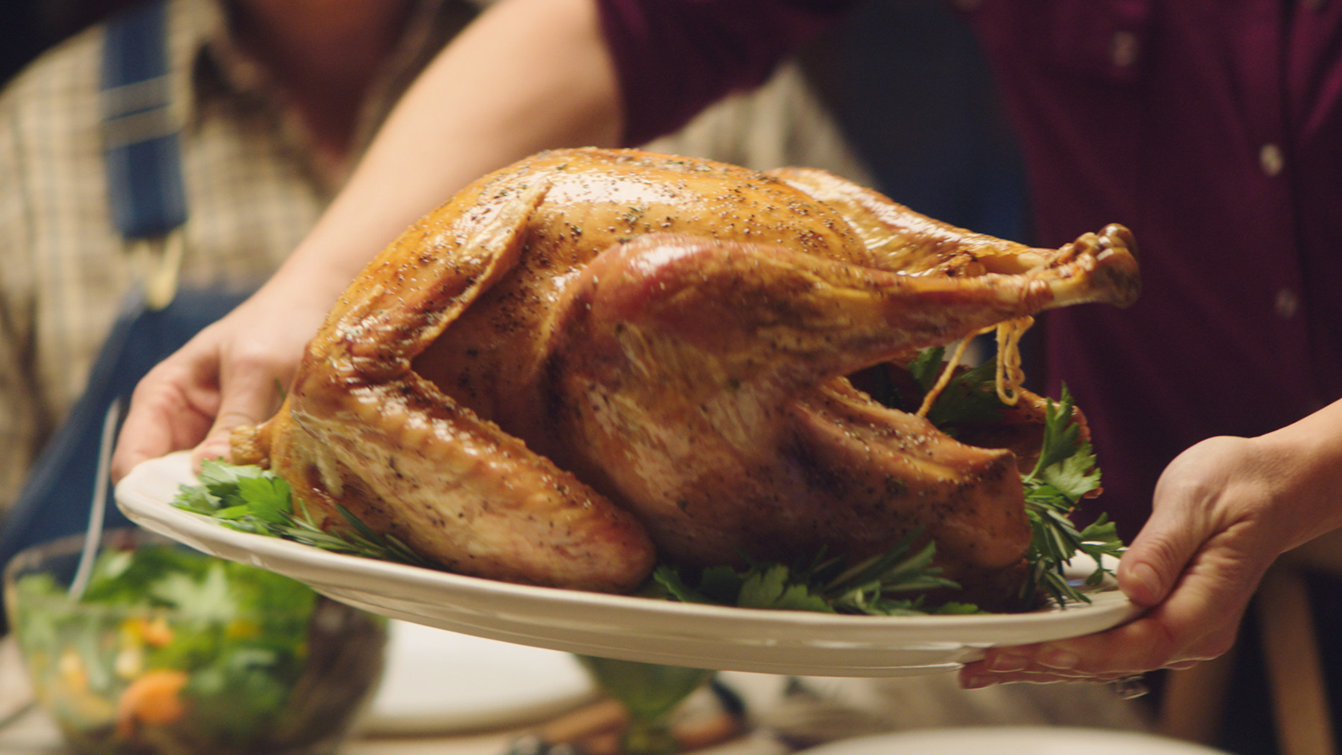 The holiday campaign features independent family farmers who raise turkeys for Honeysuckle White and Shady Brook Farms, instead of actors, providing authenticity and transparency that is underscored by the Honest. Simple. Turkey(R) tagline.