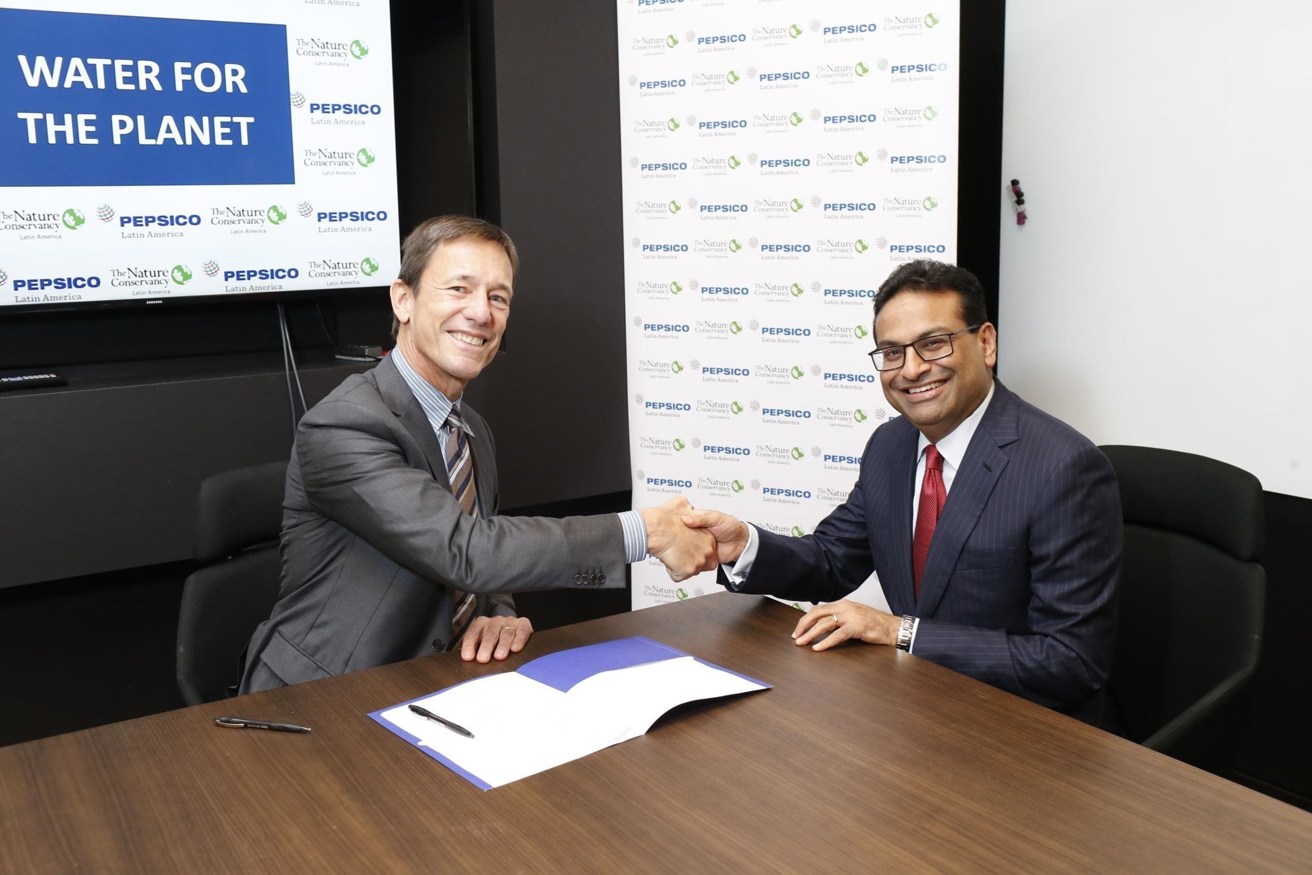 PepsiCo Latin America CEO Laxman Narasimhan and The Nature Conservancy President and CEO Mark Tercek announce a new collaboration for water replenishment in Latin America