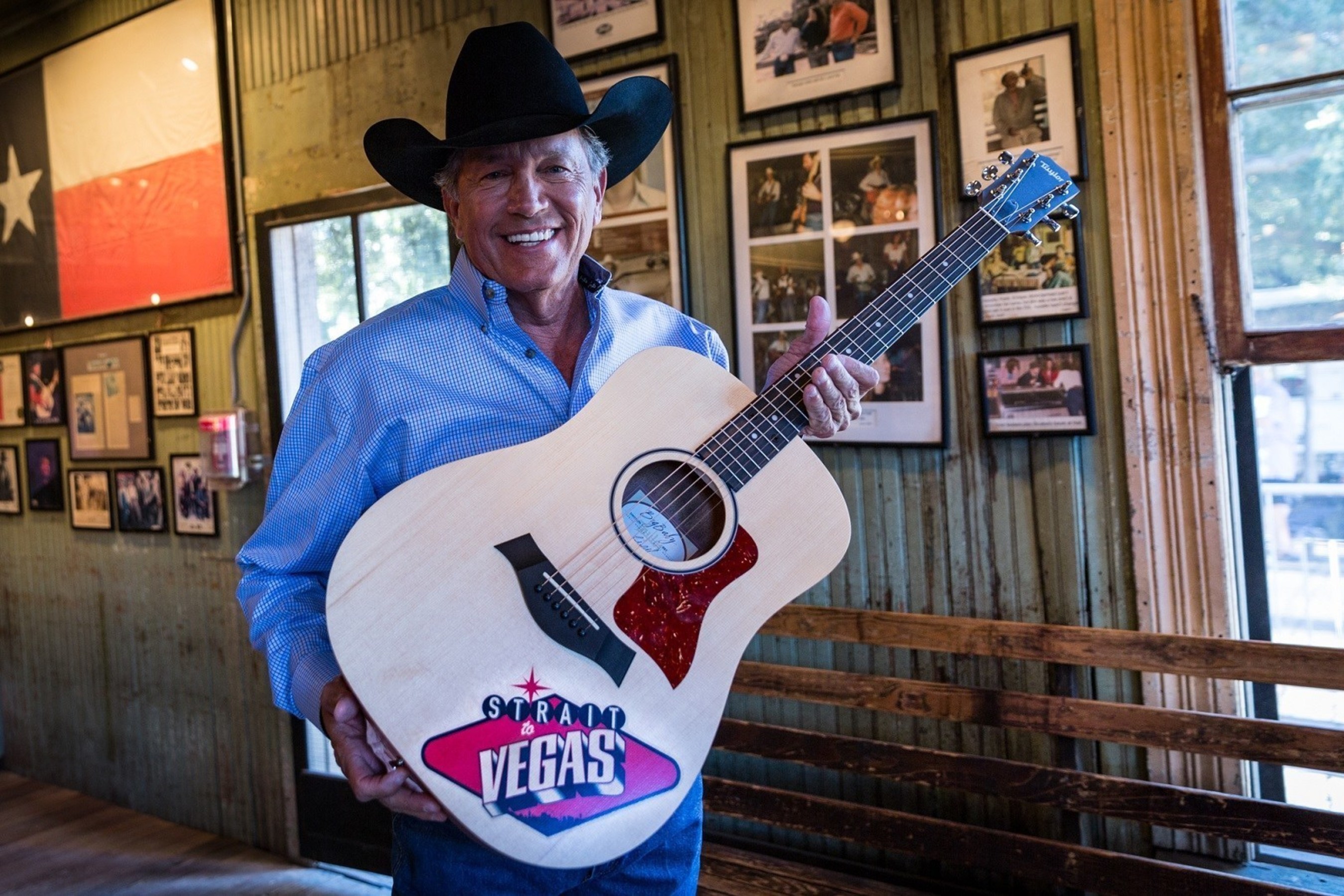 Las Vegas Presents George Strait with Custom Guitar