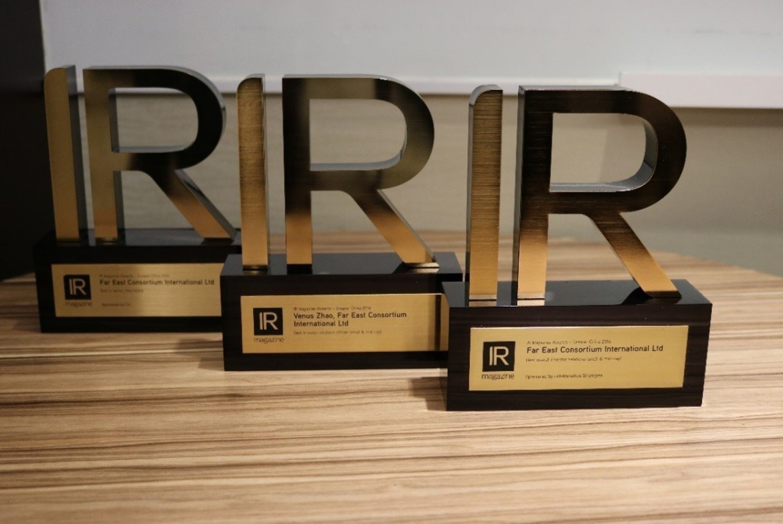 FEC won three top honours at the "IR Magazine Awards - Greater China 2016", including "Best Overall Investor Relations (small & mid-cap)", "Best in Sector: Real Estate" and "Best Investor Relations Officer (small & mid cap)- Ms. Venus Zhao, Head of Investor Relations & Corporate Finance".