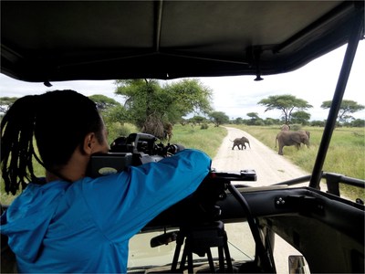 Poly Technologies Inc. kicks off its Public Welfare Campaign in Tanzania, with the goal of enhancing the public's awareness of the area's natural environment and the importance of wildlife conservation.