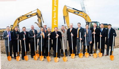 Governor Gary Herbert, center, joins Vivint Solar CEO Greg Butterfield and executive team to break ground on new corporate headquarters in Lehi, Utah