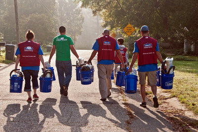In 2014, Lowe's and the Lowe's Charitable and Educational Foundation supported local communities through $28 million in donations and the help of more than 41,000 Lowe's Heroes employee volunteers.