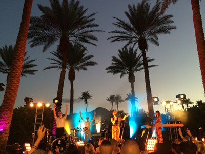 LaRoux explores the secrets of Palm Springs and plays an intimate gig in the desert at the Renaissance Indian Wells Resort and Spa