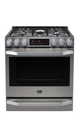 LG Studio's artistic advisor and renowned interior designer Nate Berkus has inspired the design of this new LG Studio Gas Slide-In Range (LSSG3016ST), which delivers a pro-style, flat-design control panel with durable, robust metal knobs, a tilted display with SmoothTouch(TM) glass controls, LG's new ProBake(TM) Convection technology for even cooking results on every rack and a distinctive, sleek wave handle that provides a more sophisticated look and feel.