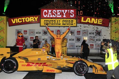 Ryan Hunter-Reay drove his Andretti Autosport Honda IndyCar to victory Saturday night at Iowa Speedway