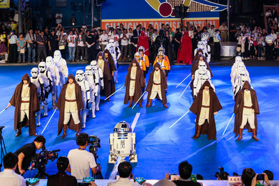 Star Wars The Force Parade Invades Shanghai-3
