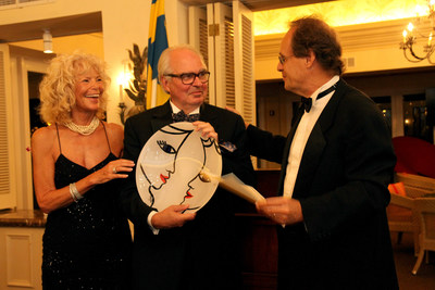 Per-Olof Loof, KEMET Corporation CEO and Consul of Sweden to the State of Florida, accepts the 2015 Swede of the Year Award from the Swedish-American Chambers of Commerce (SACC) of Florida. Presenting the award is Kirsten Williams, Founding Member and Past President of SACC of Florida and Jonas Haeger, President of SACC of Florida. The award was presented to Mr. Loof at the Annual SACC Gala Dinner on October 3rd at the Grand Bay Club in Key Biscayne.