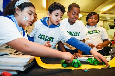 Youth Explore the Science of Distracted Driving for 4-H National Youth Science Day