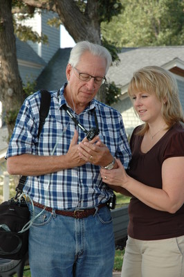 COPD patient uses a pulse oximeter for home use.