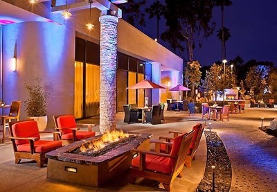 The holiday season is in full swing at Torrance Marriott Redondo Beach, which is hosting its annual tree lighting on Nov. 30, 2015 at 5 p.m. The hotel is also offering a $25 credit to guests who book before the end of the year using promotional code 22H. For information, visit www.marriott.com/LAXTR or call 1-310-316-3636.