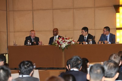 Shawn Baldwin (2nd from left), global investments advisor and Chairman of AIA Group, shares his views on the various factors that could potentially impact Chinese currency and monetary policy at Profit & Loss Shanghai 2015 on a panel with (from left) David Clark, Chairman, Wholesale Markets Brokers Association; Zhang Shengju, General Manager, China Foreign Exchange Trade System; and Fu Qing, Head of FX Trading, Financial Markets, Standard Chartered Bank, China.