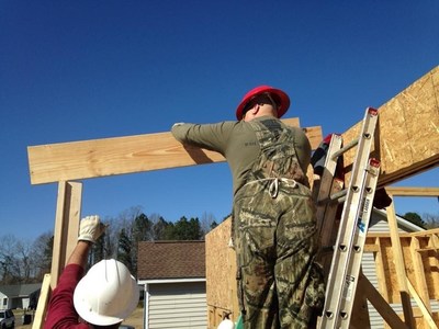 Wounded veteran Brian Steele and others help build homes in Charleston, South Carolina