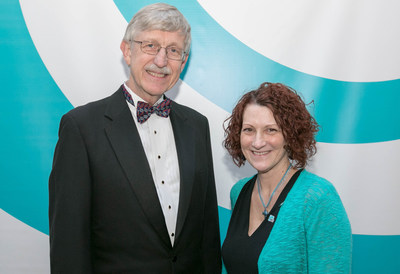 Dr. Francis Collins, Director of the National Institutes of Health, and LUNG FORCE Hero Lysa Buonanno of Nevada proudly support the American Lung Association's LUNG FORCE.