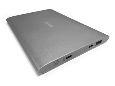 Providing users with a new level of power, value and performance, Kanex's GoPower USB-C 15,000 mAh portable rechargeable battery is capable of delivering one full charge to the USB-C MacBook and multiple charges to tablets, smartphones, and other USB devices, all on the go.