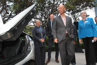 (L to R)  Mary Nichols, Chair of the California Air Resources Board; Frank Breust, Vice President Government Affairs California, BMW; Ken McNeely, AT&T California President; Christine Kehoe, Executive Director of the California Plug-In Electric Vehicle Collaborative.