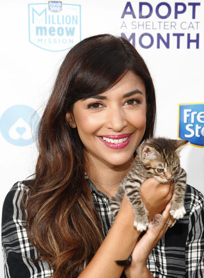 New Girl actress Hannah Simone partnered with Fresh Step(R) with the power of Febreze(TM) and Amanda Foundation to surprise cat lover Alexis Cotton in support of Adopt a Shelter Cat Month, Wednesday, June 8, 2016, in Beverly Hills, Calif. Simone is the ambassador for Fresh Step's Million Meow Mission which is committed to helping every shelter cat find a forever home. (Photo by Jack Dempsey)