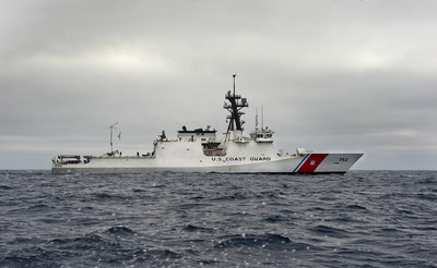 ScanEagle UAS recovers on the deck of USCGC STRATTON during an operational demonstration