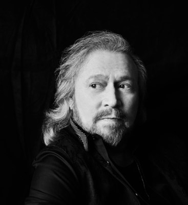 LEGENDARY SINGER/SONGWRITER/PRODUCER BARRY GIBB SIGNS TO COLUMBIA RECORDS SET TO RELEASE HIS FIRST SOLO ALBUM INVOLVING NEW MATERIAL  'IN THE NOW' DUE OUT ON COLUMBIA RECORDS THIS FALL