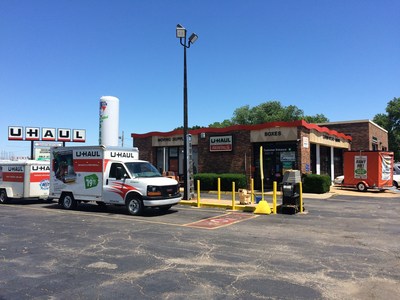 U-Haul will soon begin construction on a three-story, 79,330-square-foot facility to serve the do-it-yourself mover and self-storage customer northwest of St. Louis.