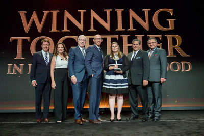 Applebee's recognizes Doherty Enterprises as The Neighbor of the Year during the 2016 Applebee's Global Franchise Conference in Beverly Hills on Sept. 29; from left to right: Steve Coe Executive Director of Brand Communications, Applebee's; Julia Stewart, President, Applebee's; Ed Doherty, Chairman and CEO, Doherty Enterprises; Tim Doherty, VP of Development, Doherty Enterprises; Michelle Schmidt, Director of Marketing, Doherty Enterprises; David DiBartolo, VP of Operations, Doherty Enterprises; Sanjiv Razdan, SVP of Operations, Applebee's.