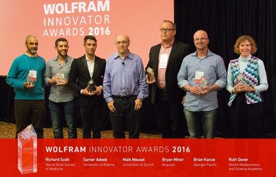 Stephen Wolfram congratulates 2016 Innovator Award winners