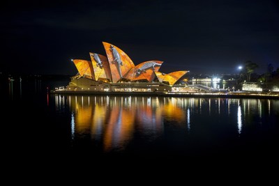 Vivid Sydney2016, Sydney Opera House, Songlines, Artist Donny Woolagoodja. Credit: DestinationNSW, JH 0004