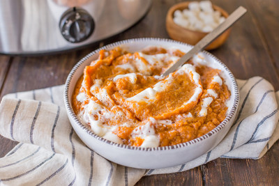 Slow Cooker Mashed Sweet Potatoes with Marshmallows