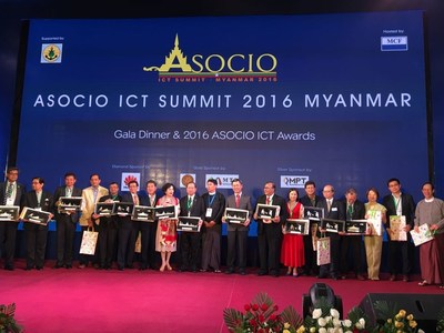 Winners at the Asian-Oceanian Computing Industry Organization (ASOCIO) ICT Summit 2016 held recently in Yangon, Myanmar, where Fusionex won the Outstanding ICT Company Award.